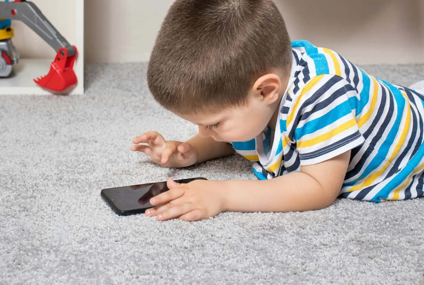 When is the Best Time to Buy a Phone for My Child?
