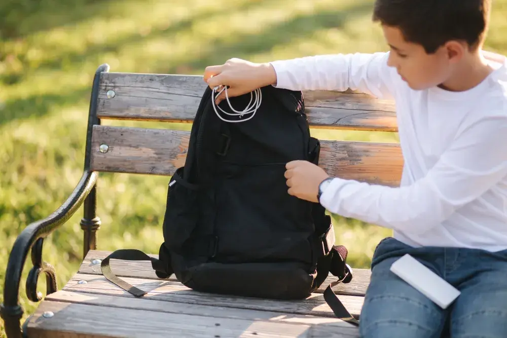 Guide to Parental Supervision of Children on the Internet Based on Age and Ensuring Their Safety